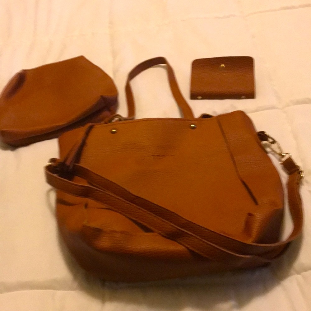 Leather purse with makeup bag and card holder/ Jin Grin Leather/ Camel color.